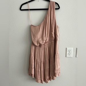 One shoulder dress